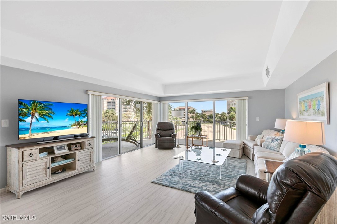 3 Bed Waterfront Home for Sale in Marco Island, photo 7