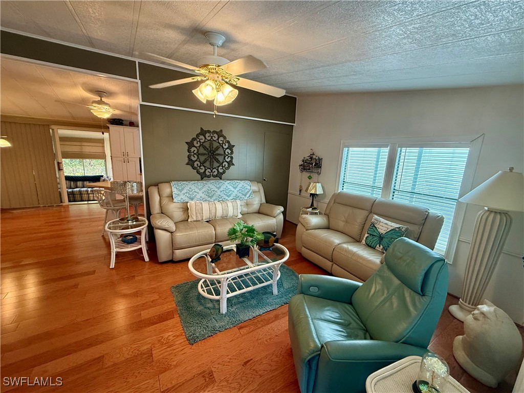 2 Bed ManufacturedHome for Sale in Naples, photo 7