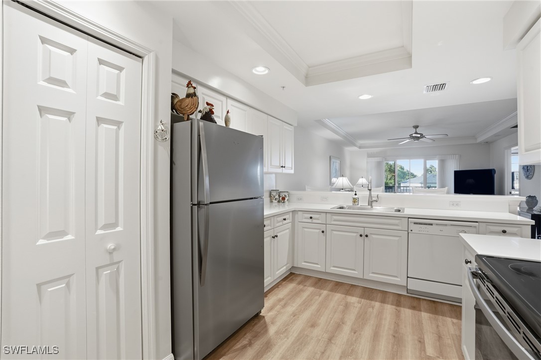 2 Bed Waterfront Home for Sale in Cape Coral, photo 7