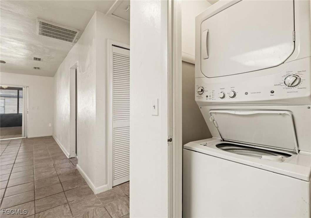 1 Bed Condominium for Sale in Cape Coral, photo 7