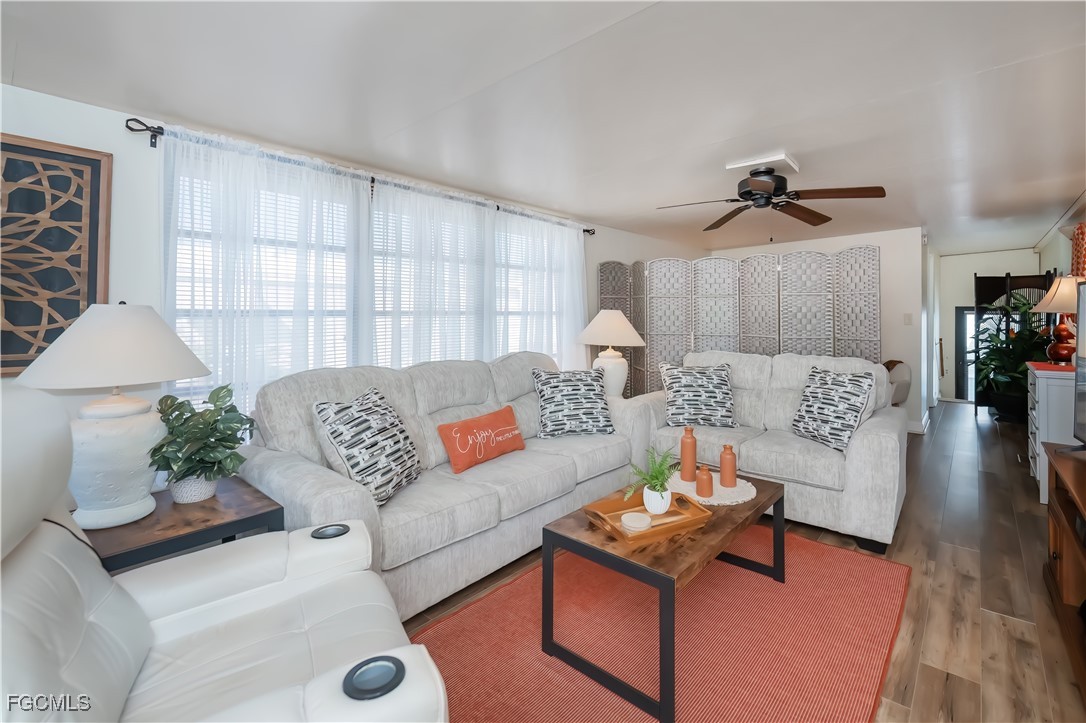 1 Bed ManufacturedHome for Sale in North Fort Myers, photo 7