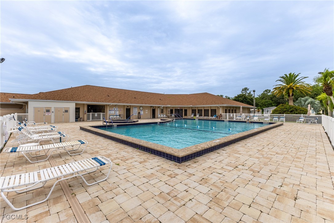 1 Bed ManufacturedHome for Sale in North Fort Myers, photo 7