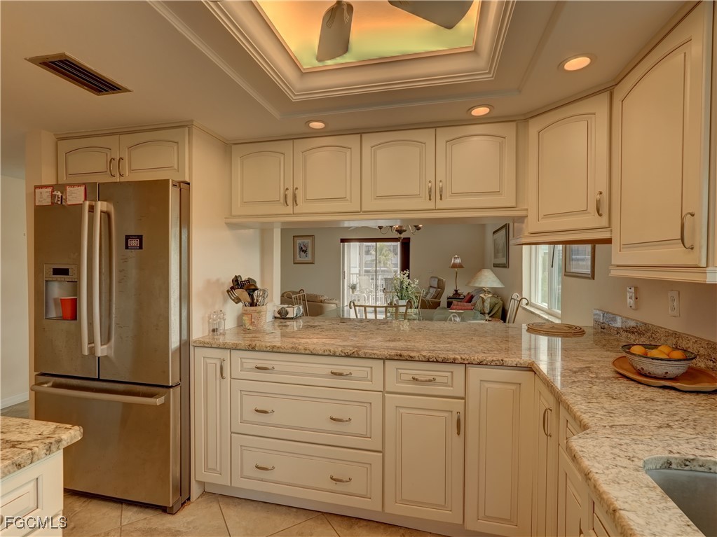 2 Bed Waterfront Home for Sale in Fort Myers Beach, photo 7
