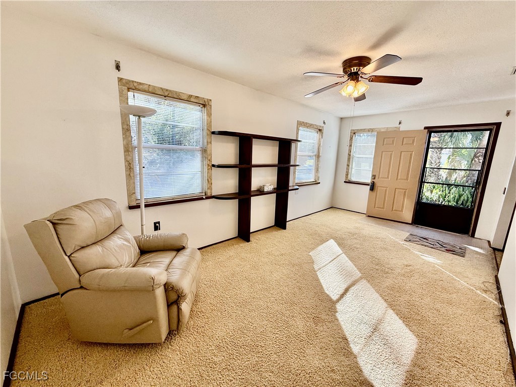 1 Bed SingleFamilyResidence for Sale in Lehigh Acres, photo 7