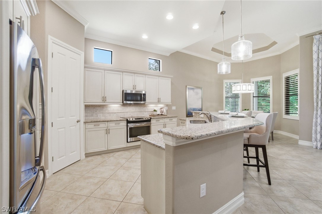 3 Bed SingleFamilyResidence for Sale in Naples, photo 7