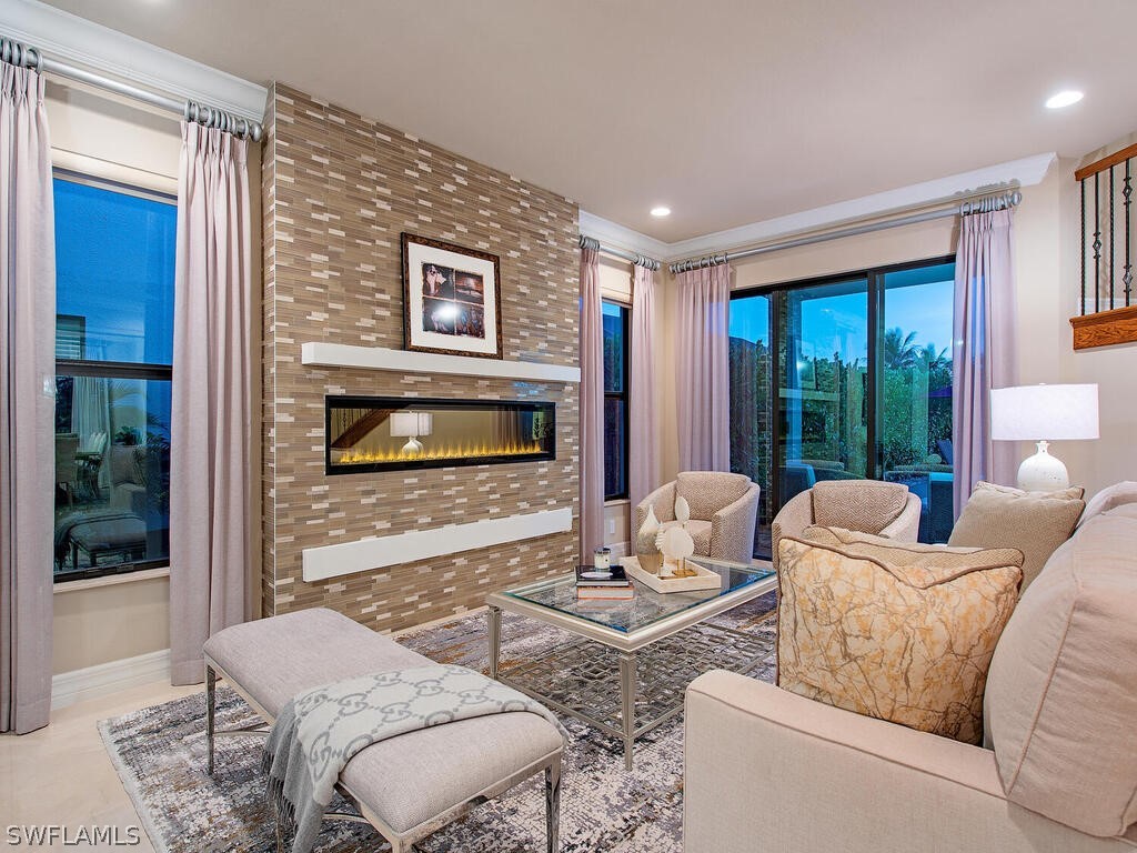 6 Bed Pool Home for Sale in Stonecreek, photo 7