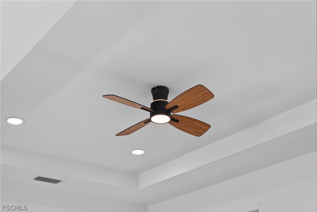 3 Bed SingleFamilyResidence for Sale in Lehigh Acres, photo 7