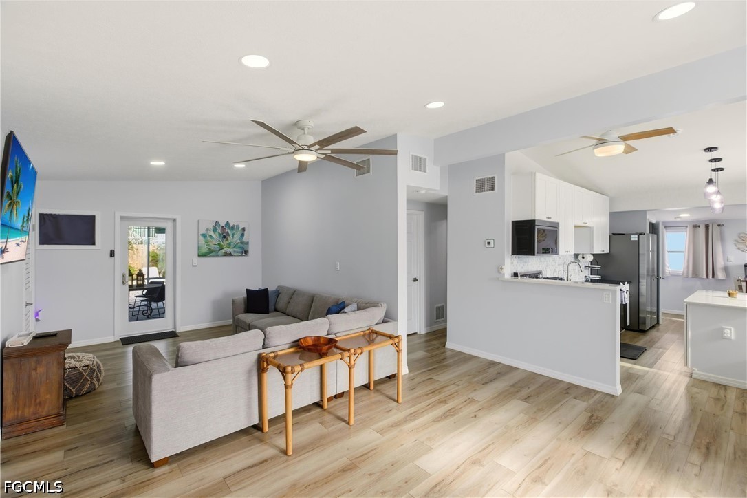 3 Bed SingleFamilyResidence for Sale in Leilani, photo 7