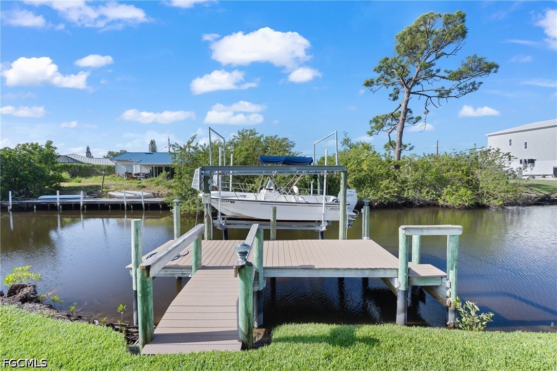 3 Bed Waterfront Home for Sale in Estero, photo 7