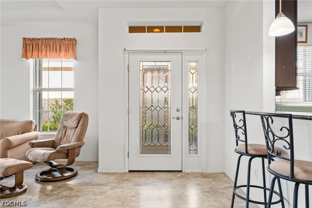 2 Bed Waterfront Home for Sale in Sandoval, photo 7