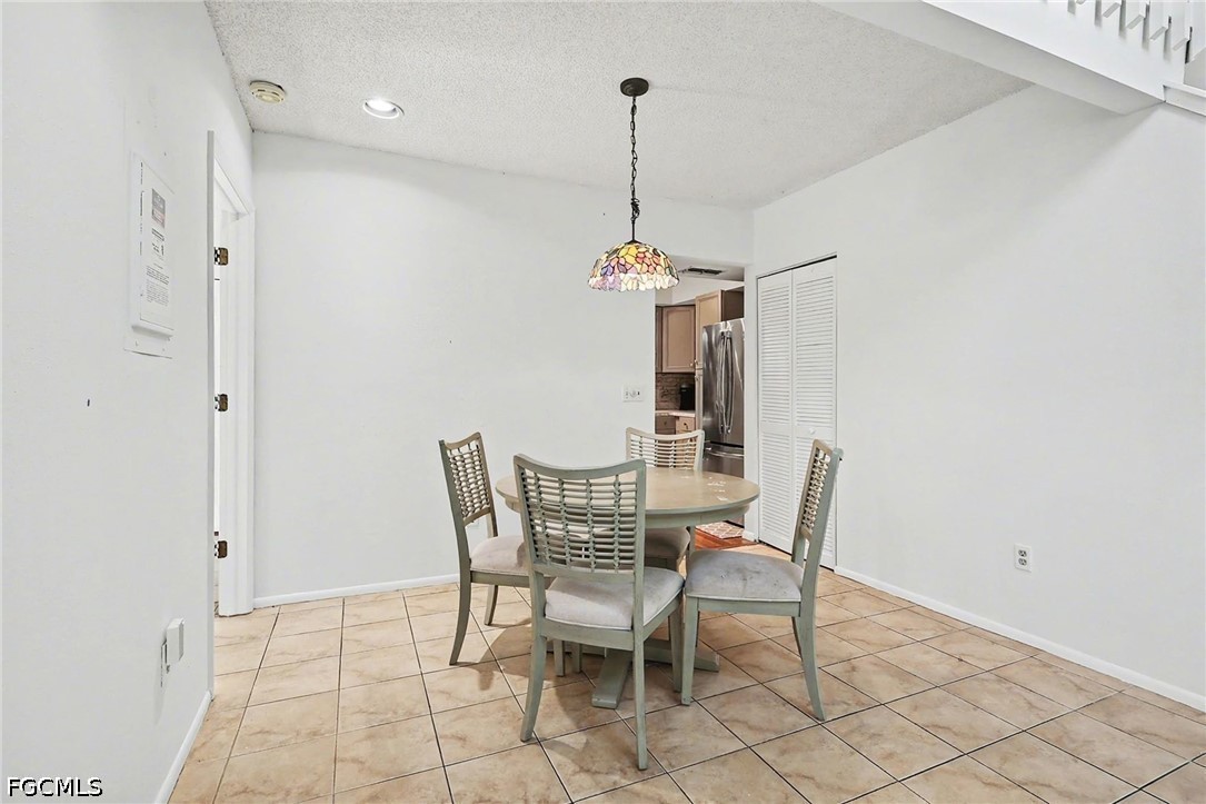 2 Bed Pool Home for Sale in Fort Myers, photo 7