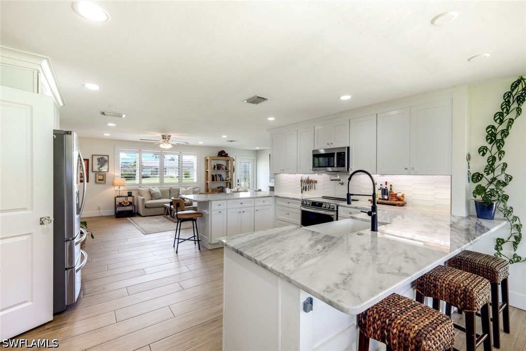 2 Bed SingleFamilyResidence for Sale in Estero, photo 7