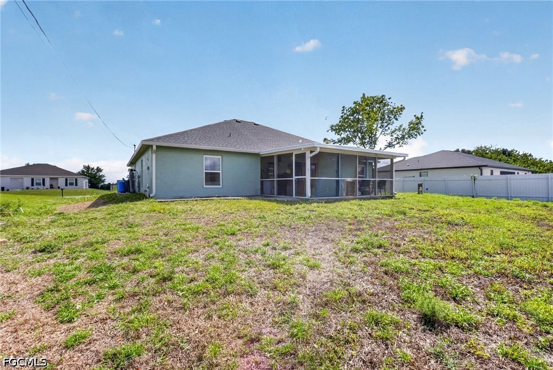 3 Bed SingleFamilyResidence for Sale in Cape Coral, photo 7