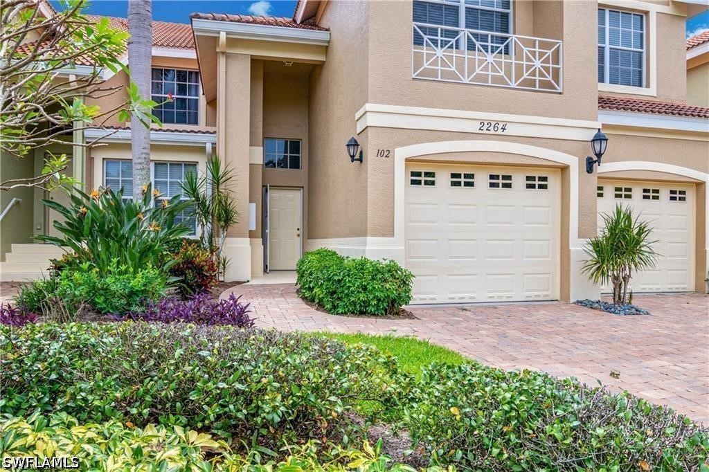 2 Bed Condominium for Sale in Ashton Oaks, photo 7