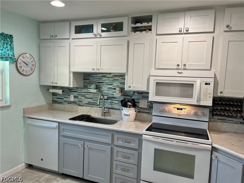 2 Bed Attached for Sale in Fort Myers, photo 7