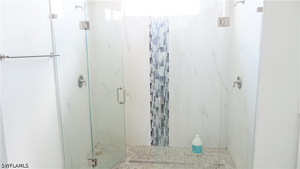 4 Bed SingleFamilyResidence for Sale in Cape Coral, photo 7