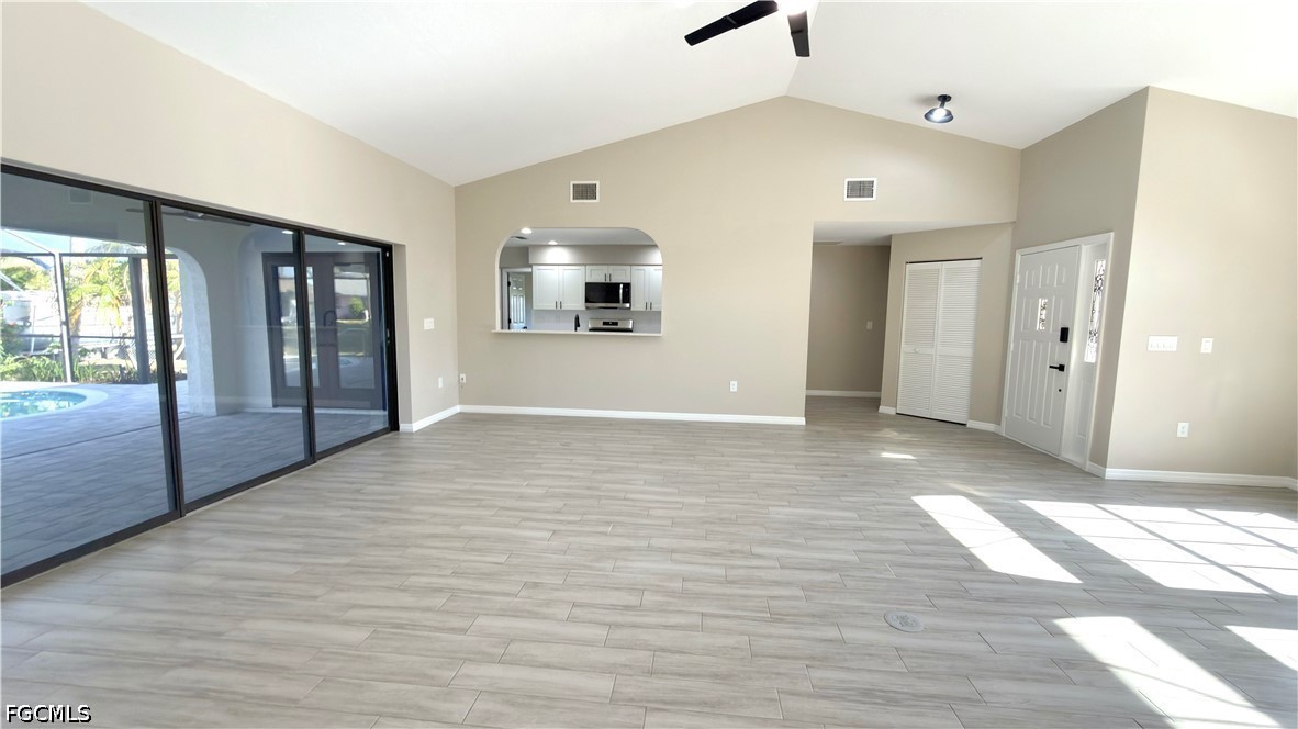 3 Bed Pool Home for Sale in Port Charlotte, photo 7