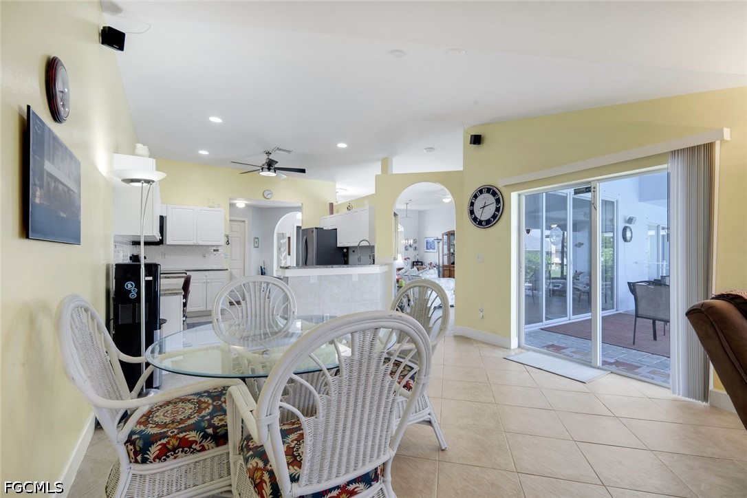 3 Bed Pool Home for Sale in Cape Coral, photo 7