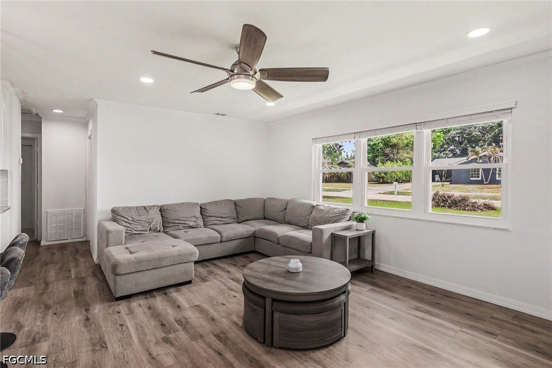 3 Bed SingleFamilyResidence for Sale in Clewiston, photo 7