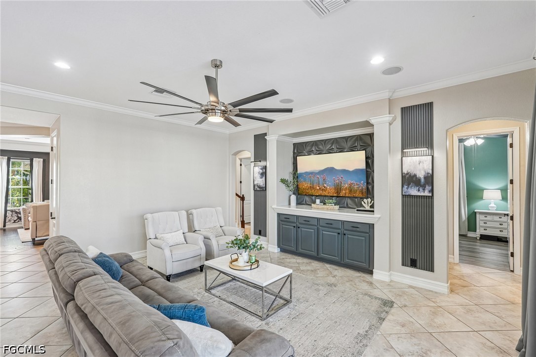 5 Bed Pool Home for Sale in Stonyhill, photo 7