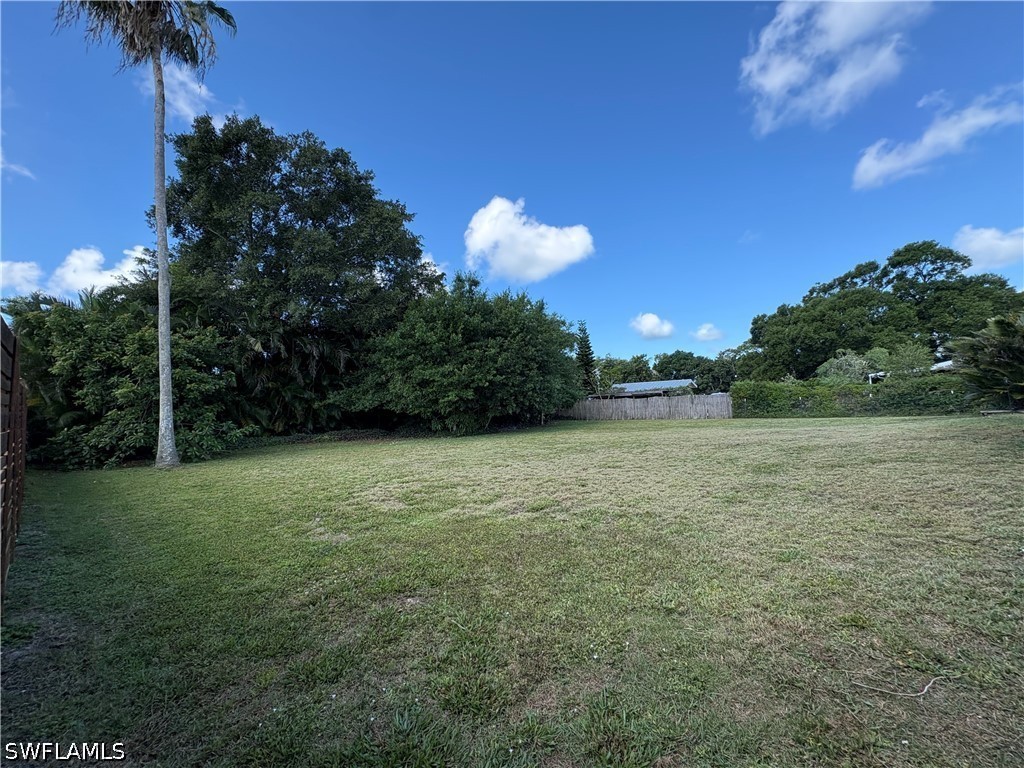 3 Bed SingleFamilyResidence for Sale in Naples, photo 7