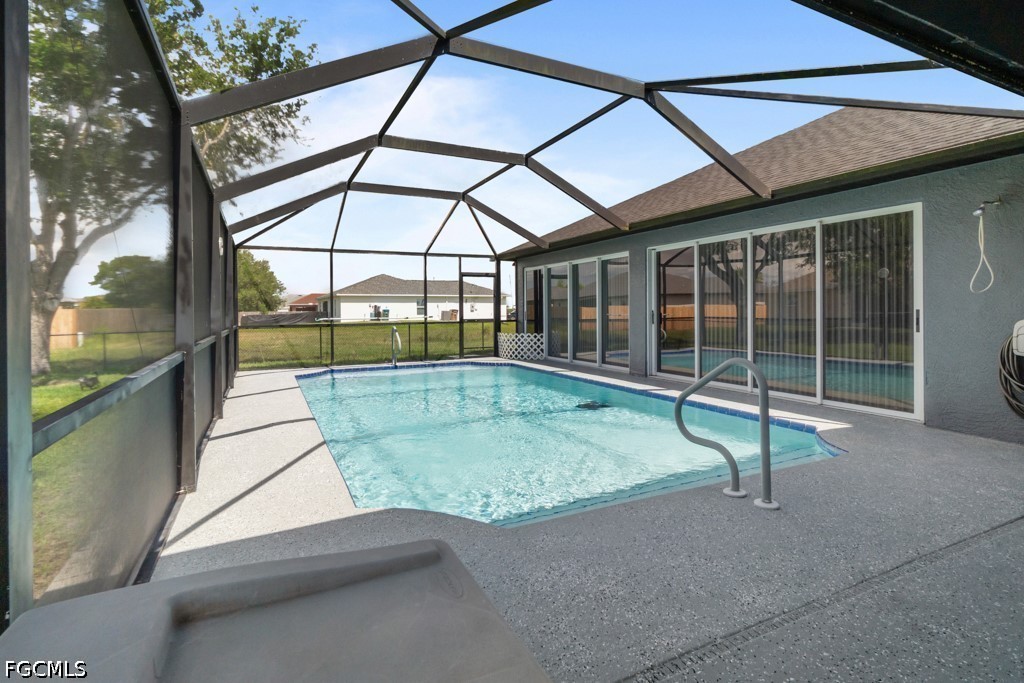 4 Bed Pool Home for Sale in Cape Coral, photo 7