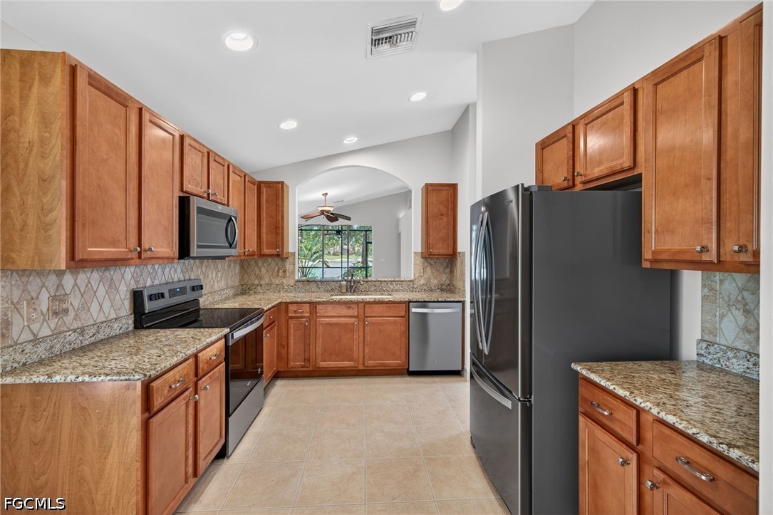 3 Bed Waterfront Home for Sale in Naples, photo 7