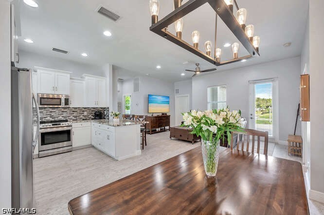 3 Bed Pool Home for Sale in Naples, photo 7