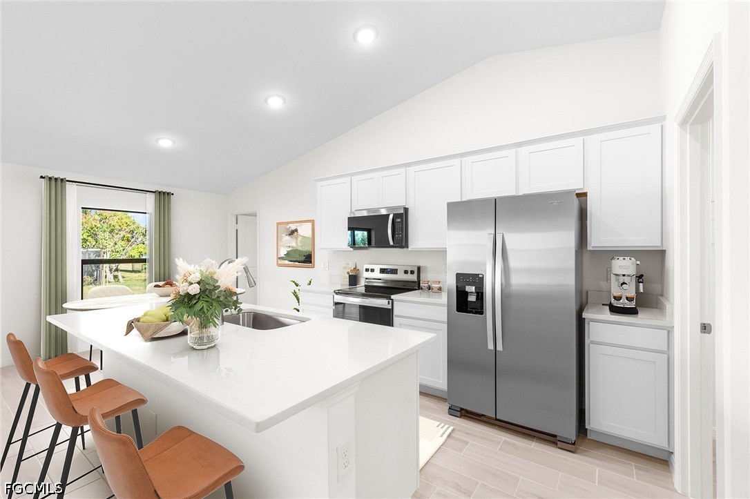 3 Bed SingleFamilyResidence for Sale in Cape Coral, photo 7