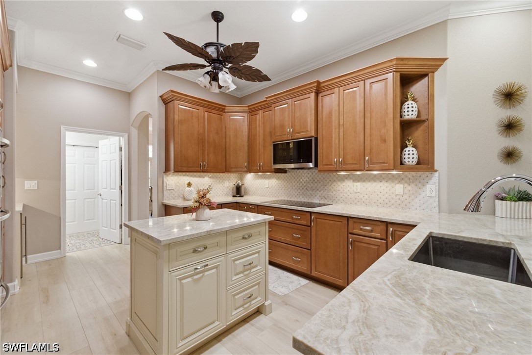 4 Bed Pool Home for Sale in Bella Terra, photo 7