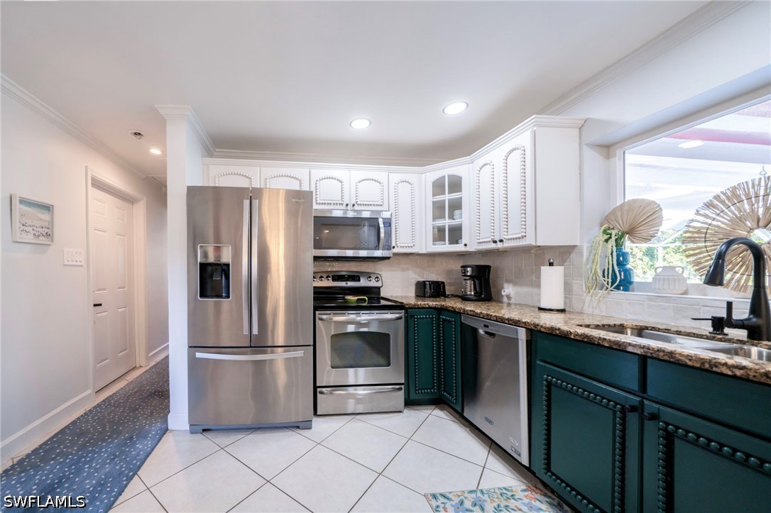 3 Bed Pool Home for Sale in Willoughby Acres, photo 7
