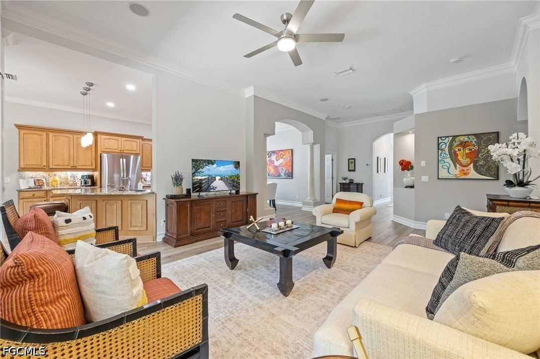 2 Bed SingleFamilyResidence for Sale in Naples, photo 7