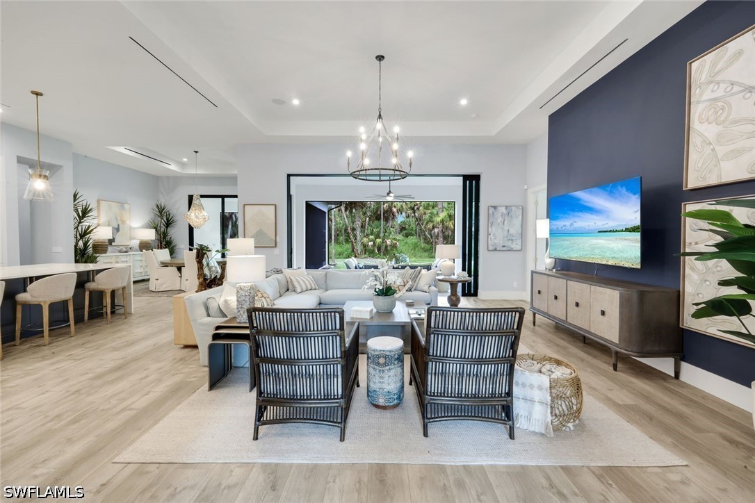 4 Bed SingleFamilyResidence for Sale in Naples, photo 7