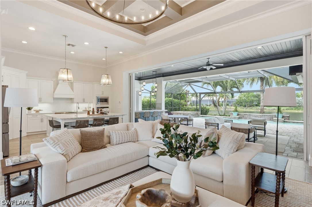 3 Bed Pool Home for Sale in Naples, photo 7