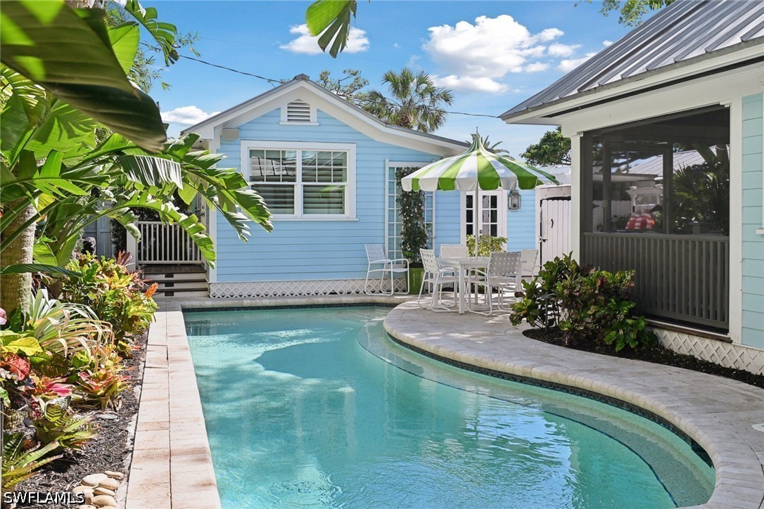 4 Bed Pool Home for Sale in Olde Naples, photo 7