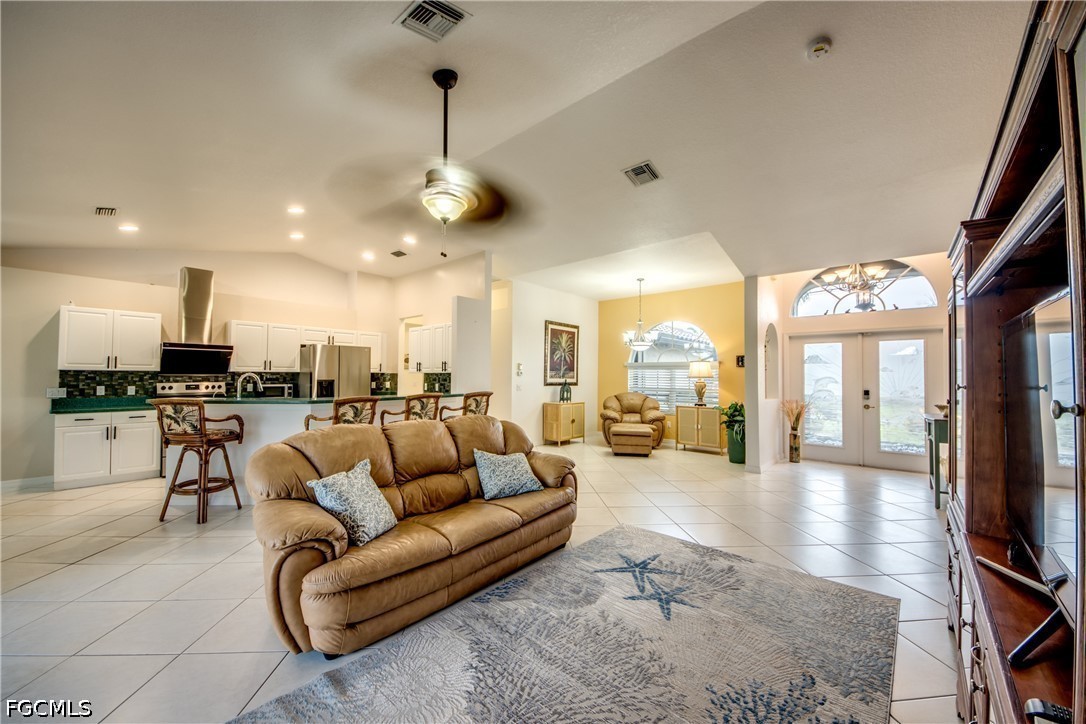 3 Bed Pool Home for Sale in Cape Coral, photo 7