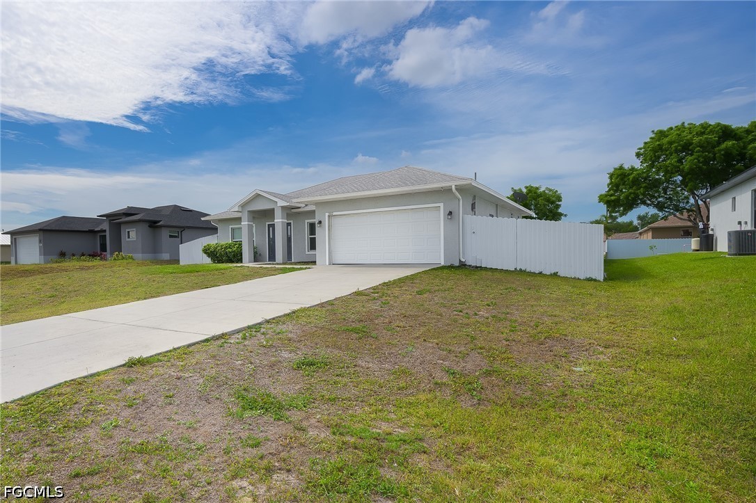 4 Bed Pool Home for Sale in Cape Coral, photo 7