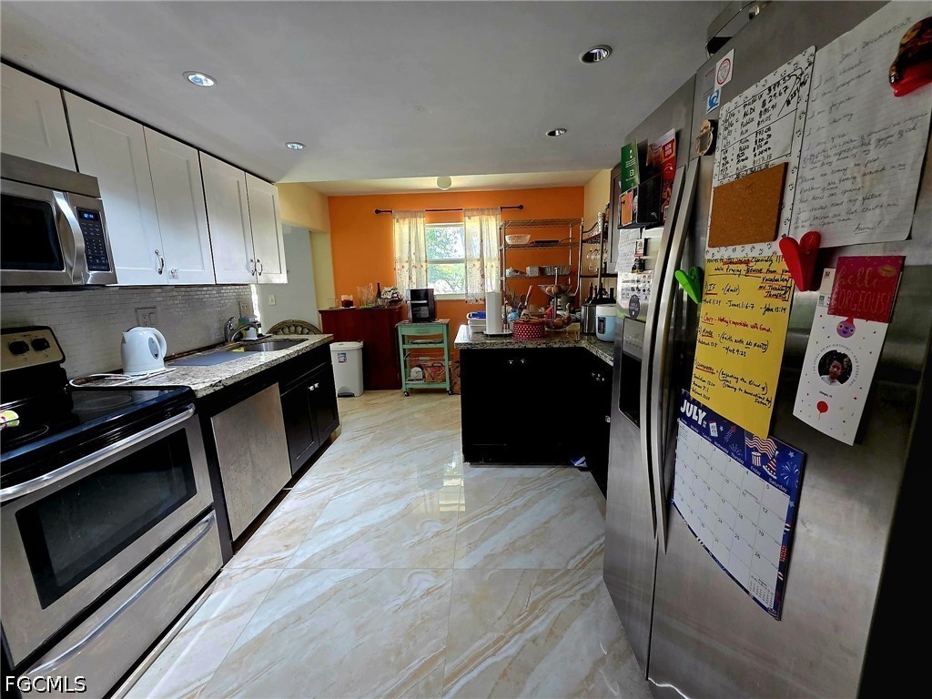 3 Bed Pool Home for Sale in Not Applicable, photo 7