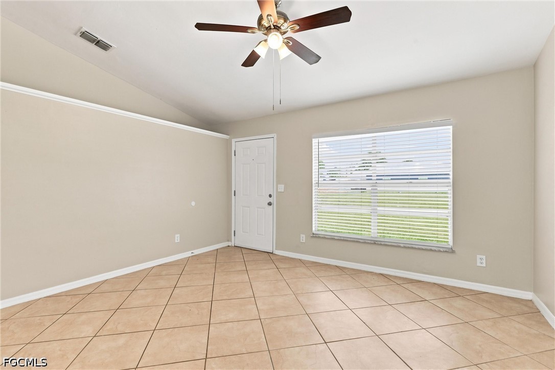 3 Bed SingleFamilyResidence for Sale in San Carlos Park, photo 7