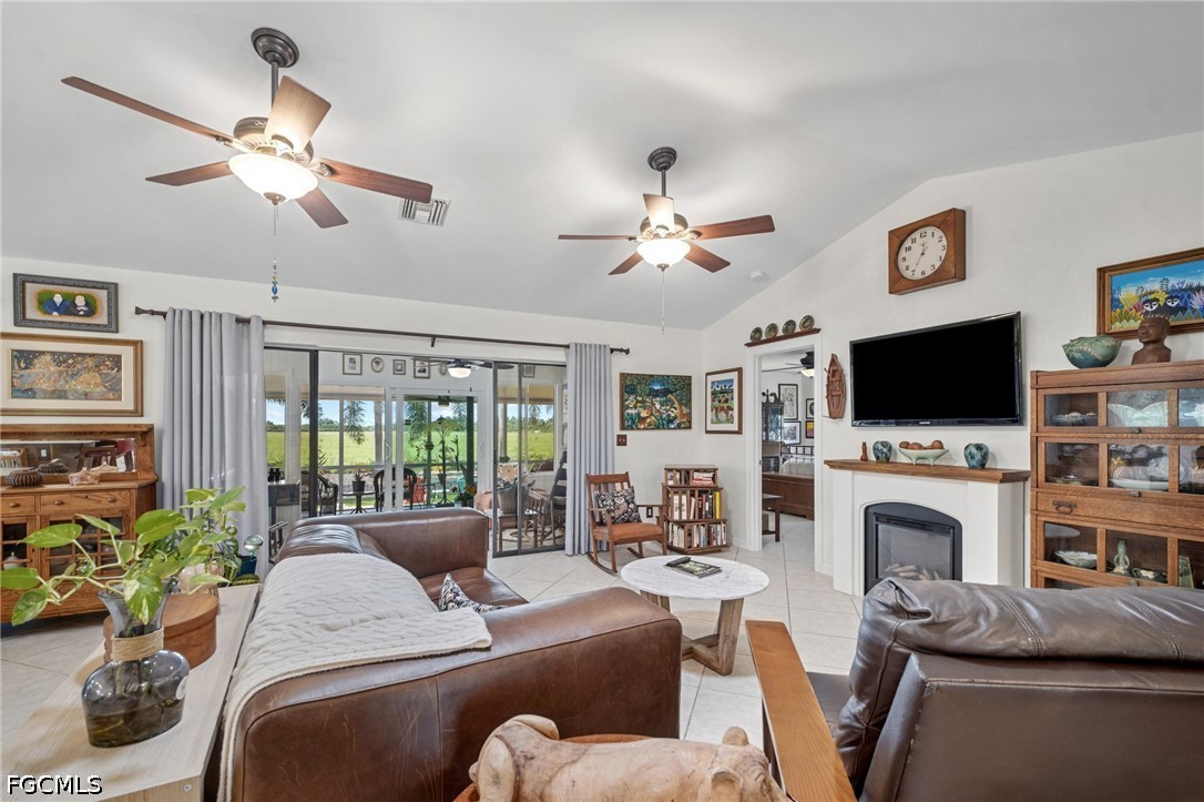 2 Bed SingleFamilyResidence for Sale in St James City, photo 7