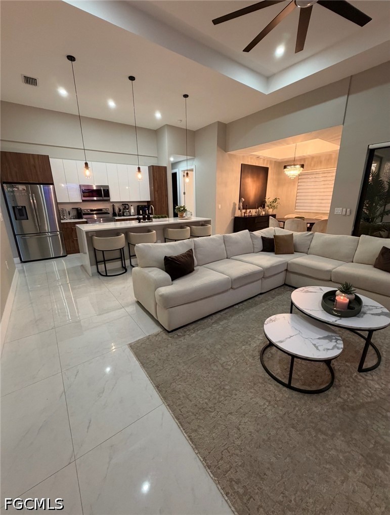4 Bed SingleFamilyResidence for Sale in Cape Coral, photo 7
