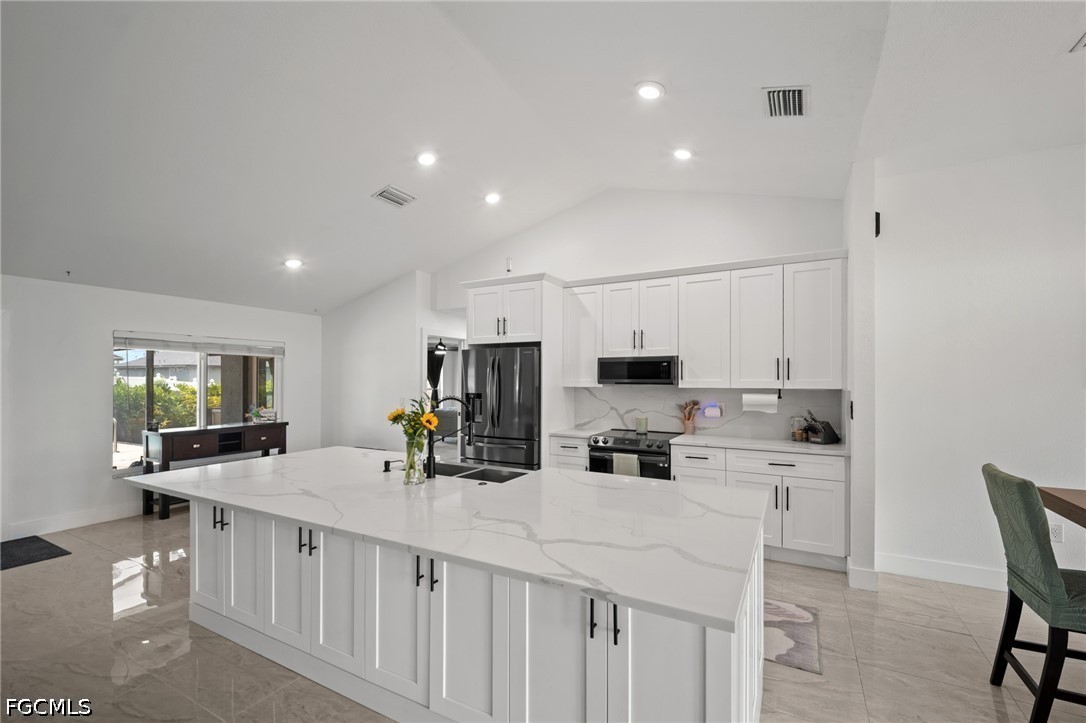 4 Bed Pool Home for Sale in Cape Coral, photo 7