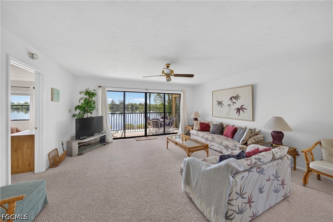 2 Bed Waterfront Home for Sale in North Fort Myers, photo 7