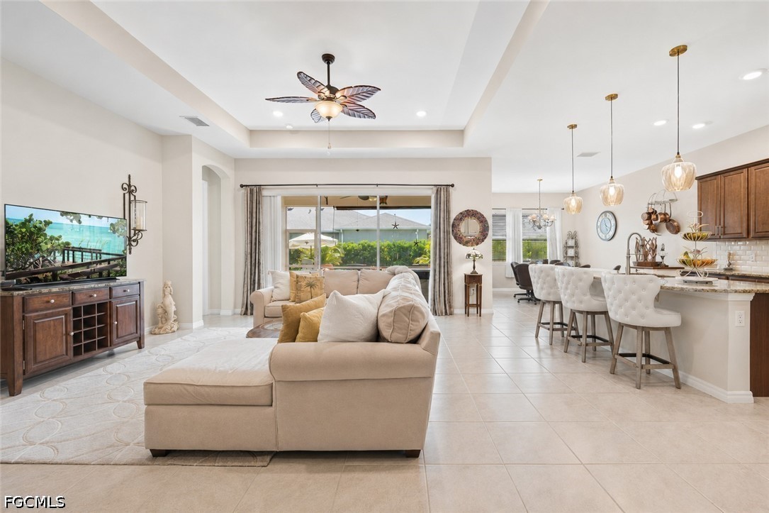 3 Bed SingleFamilyResidence for Sale in Entrada, photo 7