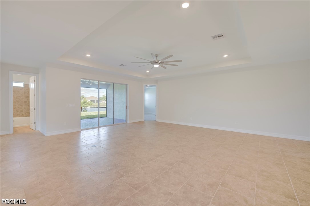 3 Bed Waterfront Home for Sale in Brightwater Lagoon, photo 7