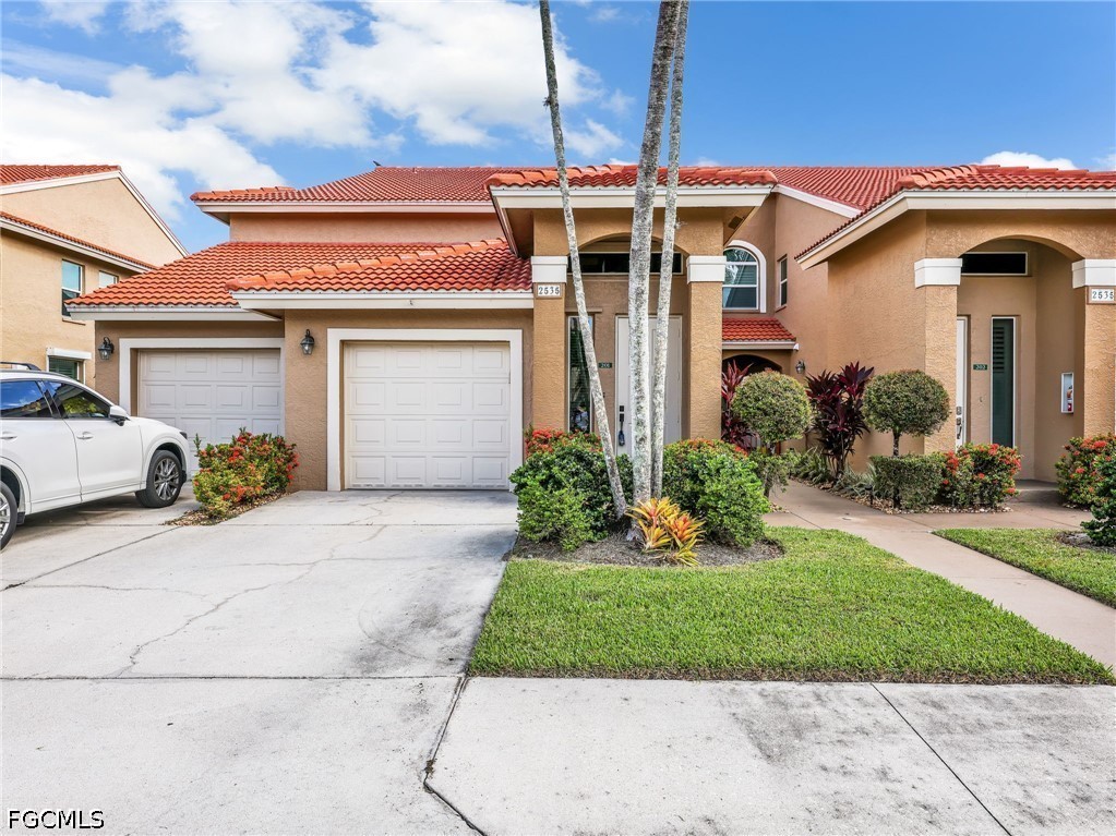 2 Bed Waterfront Home for Sale in Naples, photo 7
