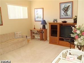 3 Bed Pool Home for Sale in Featherbrook, photo 7