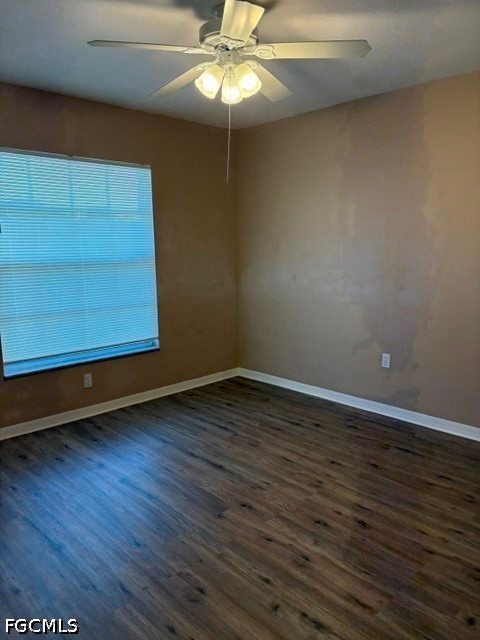3 Bed SingleFamilyResidence for Sale in Cape Coral, photo 7