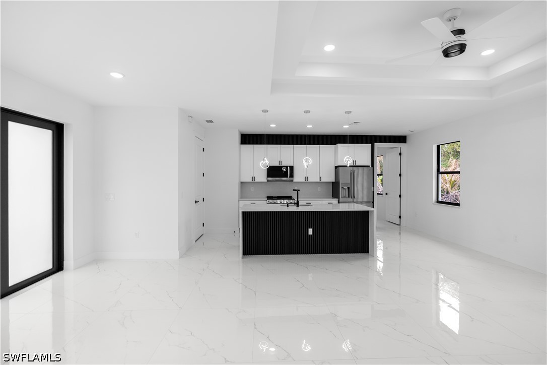 3 Bed SingleFamilyResidence for Sale in Lehigh Acres, photo 7