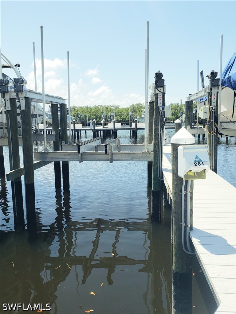 Waterfront Home for Sale in Naples, photo 7